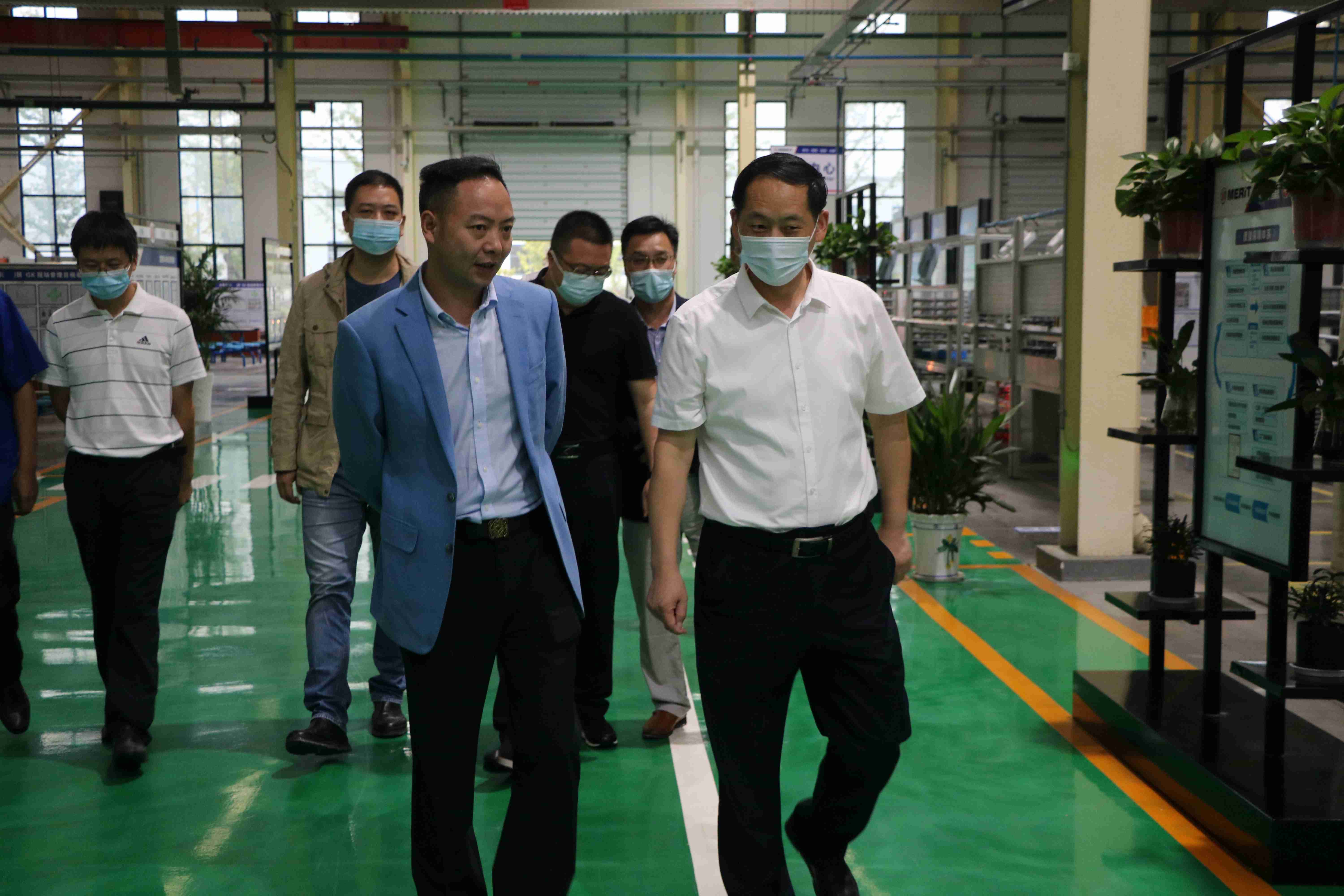 十堰市張灣區(qū)政府領導到公司調(diào)研
