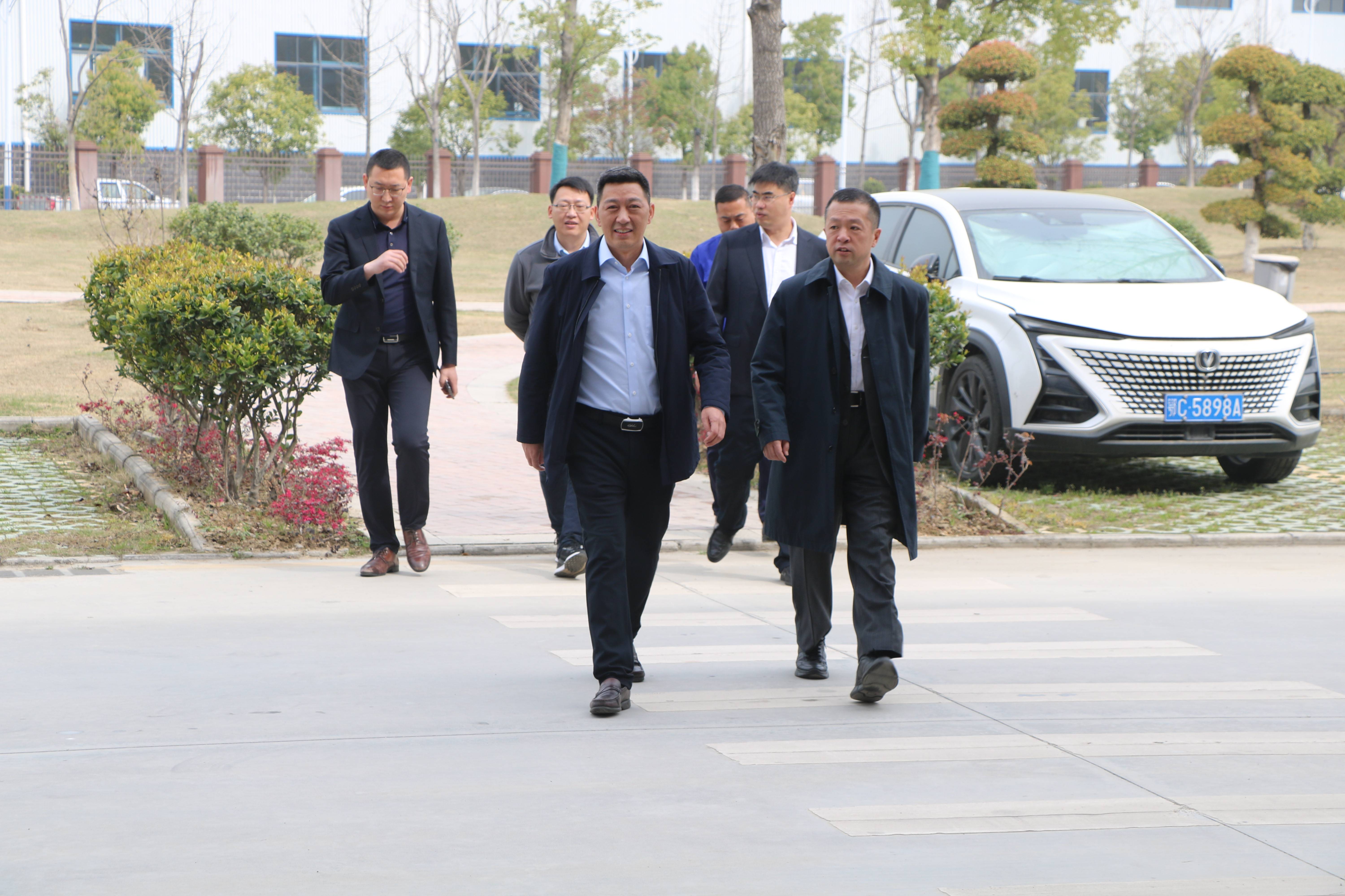 一汽解放公司領導到美瑞特公司調研